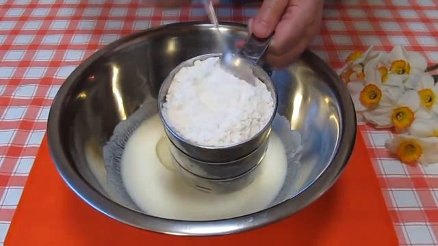 Вкуснейшие пирожки! Румяные, пышные. Мягкое, пластичное тесто, работать с ним удовольствие! смотреть онлайн