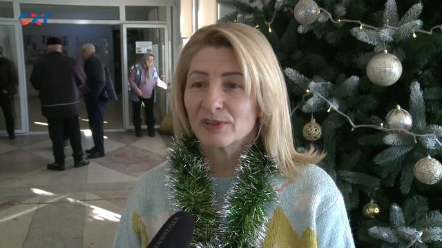 Воспитанники детсада №5 поздравили сотрудников примарии Комрата с Рождеством и Старым Новым годом смотреть онлайн