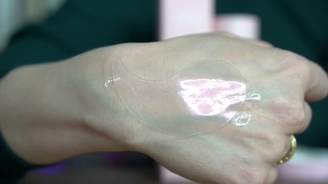 Важные правила нанесения уходовой косметики от Ксении Вебер? смотреть онлайн