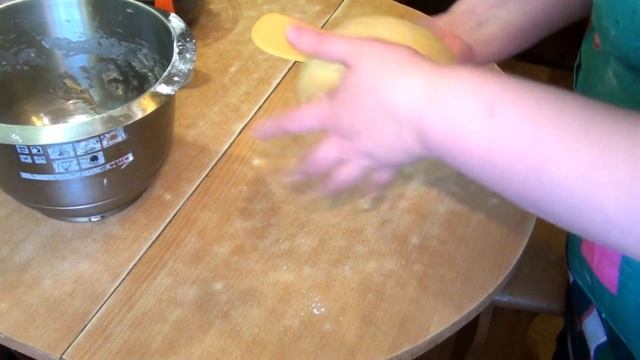 Сдобный пасхальный цветок смотреть онлайн