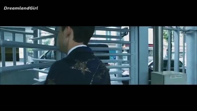 MIKA & PARIS - VIDEO SHOWN @ BERCY смотреть онлайн