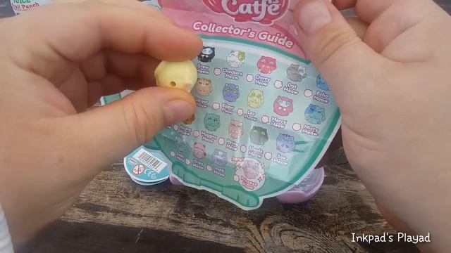 Kitten Catfe'- Meowables Yarn Ball Bracelets смотреть онлайн