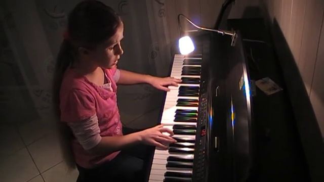 Gena and Cheburashka - Russian Happy Birthday Song - Marie-Louise age: 8+1 смотреть онлайн
