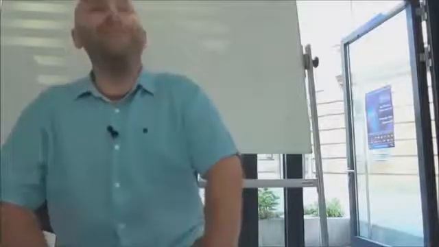 Сатья дас - Родственники указывают как кормить ребенка смотреть онлайн