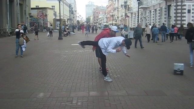 22 08 2018 old arbat street 02 брейк данс break dance смотреть онлайн