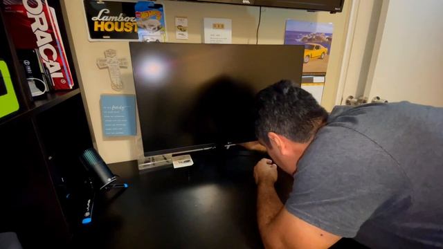 HOW TO Install LED strips on your Monitor • VONT • REVIEW смотреть онлайн