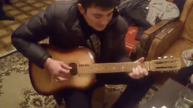 казах красиво поет (Саратов).mp4 смотреть онлайн