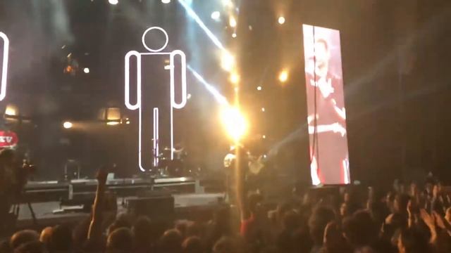 Танцы (фристайл) - Noize MC - XV лет. СПб Юбилейный 07.12.18 смотреть онлайн