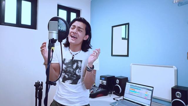 Belle (Cover) - Notre Dame de París смотреть онлайн