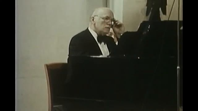 Sviatoslav Richter plays Rachmaninov - Polichinelle Op 3, No 4 HD смотреть онлайн