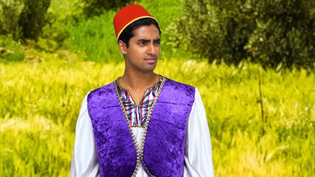 ALADDIN SAVES JASMINE FROM JAFAR. (With Elsa and Anna, Belle and Maleficent) Totally TV 2019 смотреть онлайн