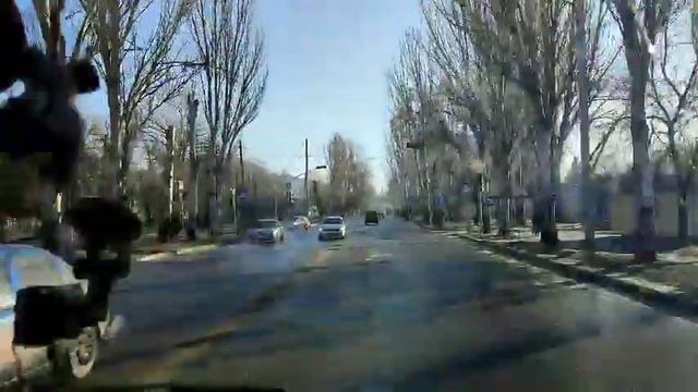 Прифронтовой Петровский район,бегут ли люди?