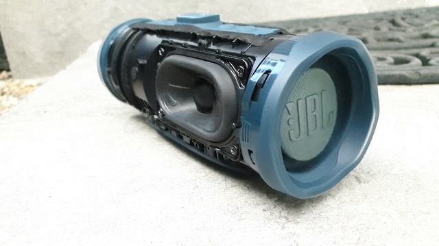 JBL Charge 4 TL LFM Bass Test!! смотреть онлайн