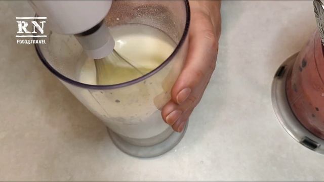 Клубнично-бананово-сливочное мороженое смотреть онлайн