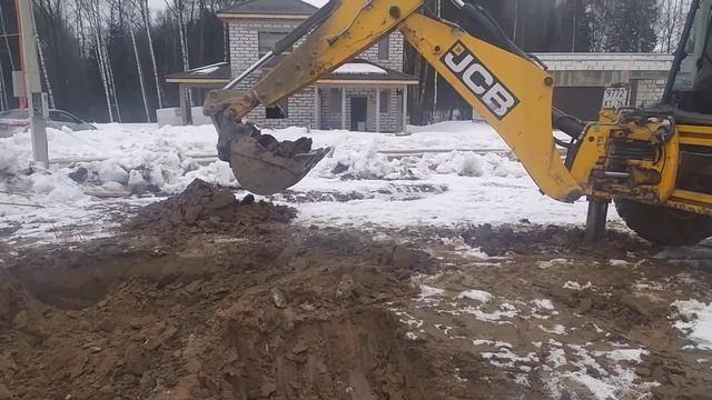 Копаем землю под фундамент смотреть онлайн