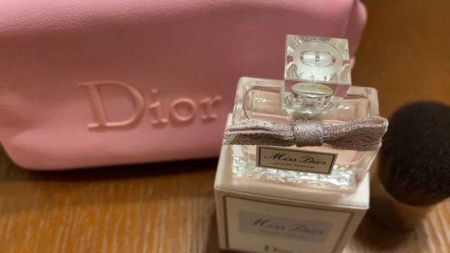 Dior  Miss Dior (2021) Розовый ванильно-фруктовый аромат ? ? ?