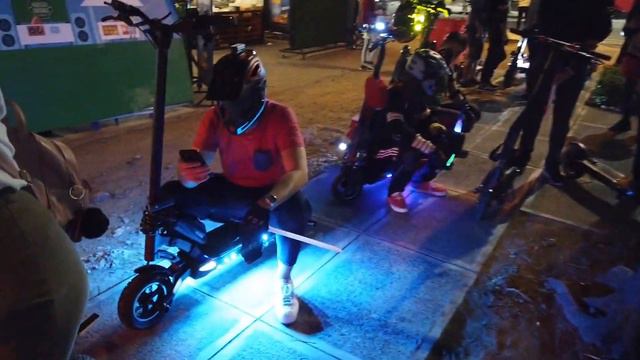 Marriage Proposal Using Electric Scooters | Electric Knight Riders смотреть онлайн