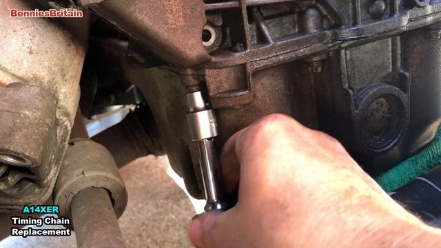 Vauxhall / Opel / Chevrolet - A14XER Engine - Timing Chain Replacement смотреть онлайн
