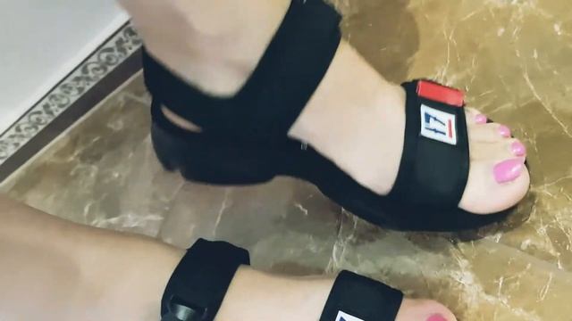 сандалии спортивные смотреть онлайн