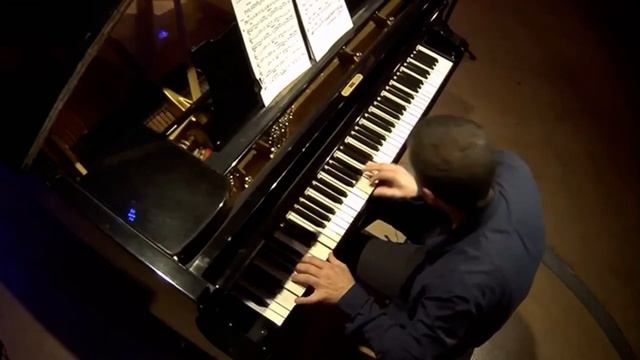 Denis Gäbel soloing on „Bocca a Bacco“ смотреть онлайн