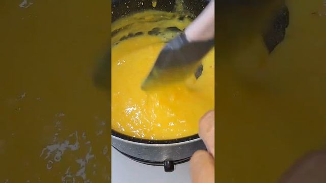 Песочный пирог с заварным апельсиновым кремом.