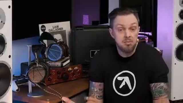 Топовые магнито-планарные наушники Audeze LCD-4z