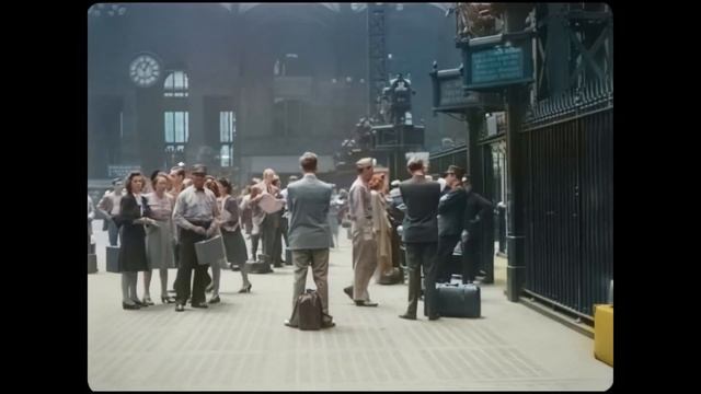 Old Pennsylvania Station, New York City.1945 [COLORIZED] смотреть онлайн