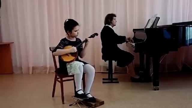 25*. Абубекярова Аделя, 1)Татарская танцевальная песня А. Эшпай 2)Школьная полька А. Островский смотреть онлайн