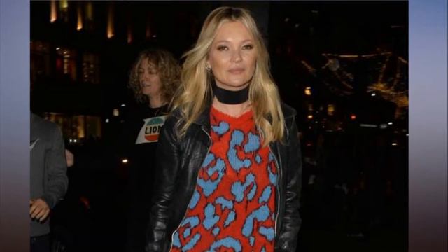 Kate Moss spends thousands on fine artwork смотреть онлайн
