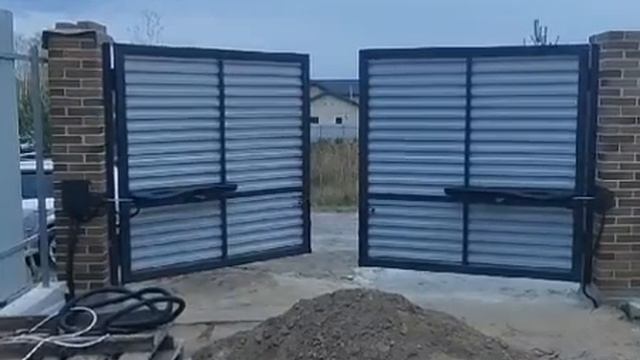 Распашные электроприводы Алютех Ambo AM-5000 для распашных ворот, линейные приводы смотреть онлайн
