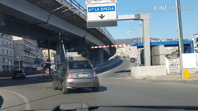 Не надо нас хвалить смотреть онлайн