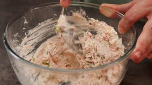 Рулетики из огурцов с сыром и тунцом