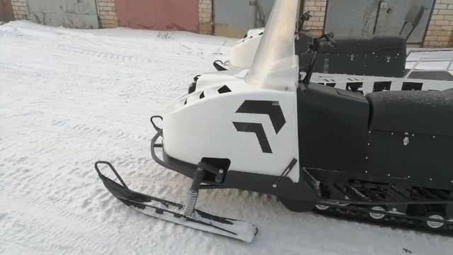 Снегоход Хома 500Т в минималке .Мотор 20л.с смотреть онлайн