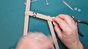 Поделки из картона. РЫЧАЖНЫЙ МЕХАНИЗМ (встречное движение). ВИДЕОИНСТРУКЦИЯ