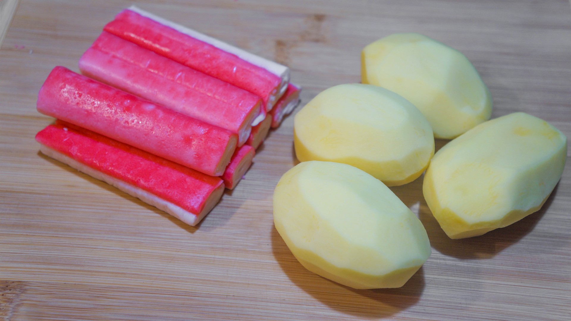 Беру пачку КРАБОВЫХ ПАЛОЧЕК, КАРТОШКУ и готовлю «гениальный» рецепт из двух ингредиентов! смотреть онлайн