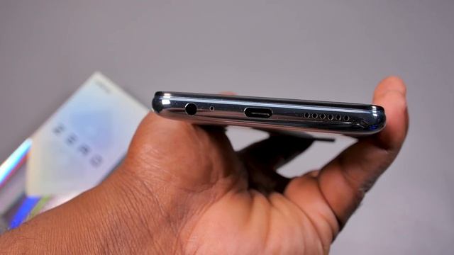 Infinix Zero 8: Unboxing, Charging test & Initial Impressions смотреть онлайн