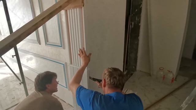 Интерьерный профиль и декор из ХДФ с финишной отделкой. Инструкция по установке. смотреть онлайн