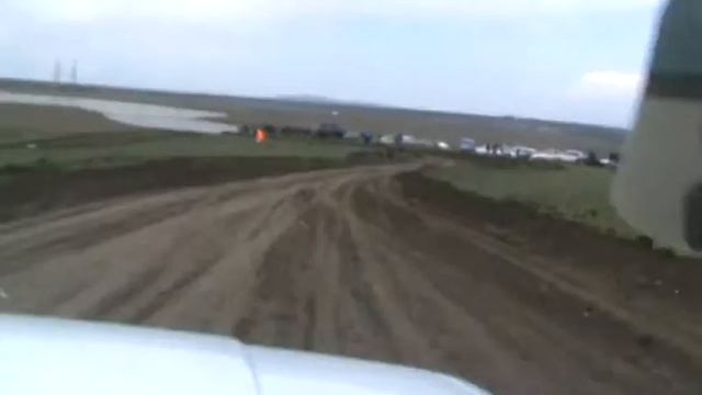Грунтовая трасса в Титаровке. смотреть онлайн