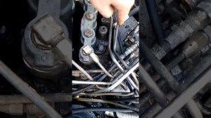 Пилотное управление гидролинии гидроразводки хитачи (Hitachi ZX-200)