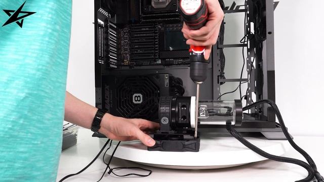 CUSTOM PC | RYZEN 5975WX + RTX 3090 2way University Custom water cooled PC смотреть онлайн