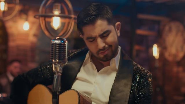 BANDA MS FT. JOSS FAVELA - QUIÉN PIERDE MÁS (VERSIÓN ACÚSTICA) смотреть онлайн