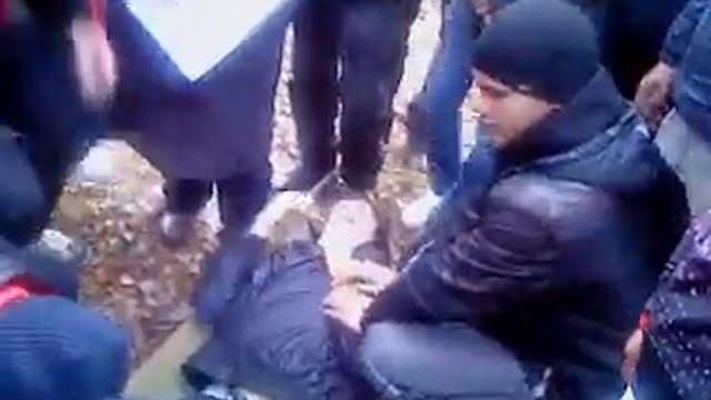 Данилка со сломанной ногой.avi смотреть онлайн