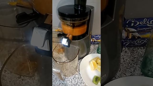 Hurom Alpha H-AA koktajl z rabarbarem смотреть онлайн