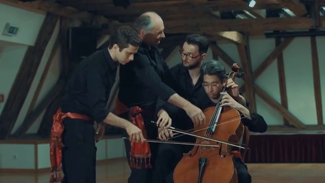 Болеро Равель. Самое необычное исполнение смотреть онлайн