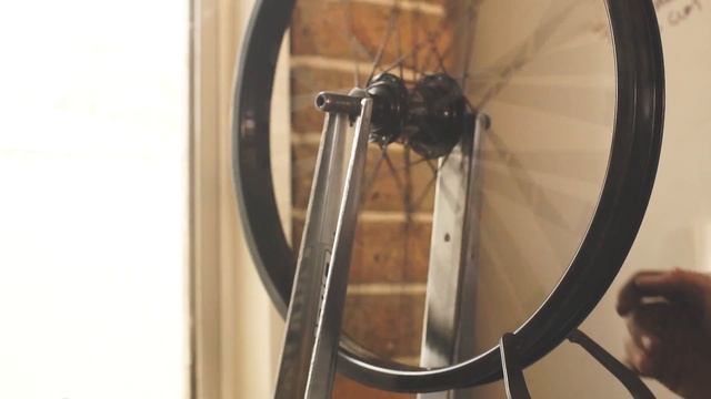 How to true a BMX wheel - Colony BMX смотреть онлайн