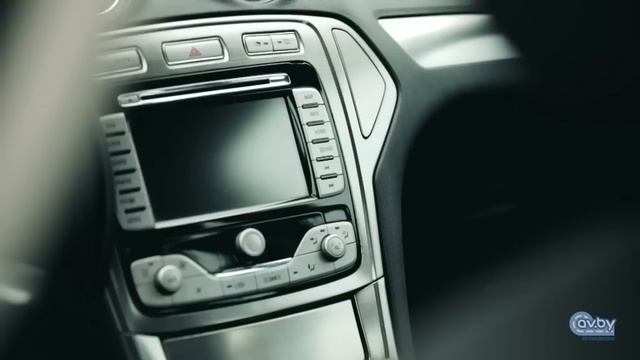 Ford Mondeo - "костюм" под белую рубашку смотреть онлайн