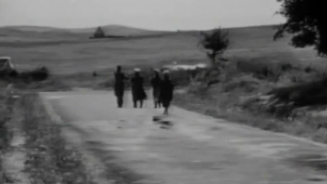 ФЕДЕРИКО ФЕЛЛИНИ. "Дорога". Библейский сюжет смотреть онлайн