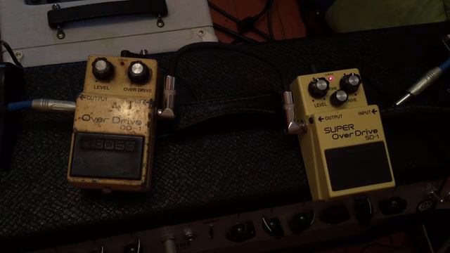 Boss vintage OD-1 vs. new SD-1 смотреть онлайн
