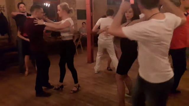 Zouk Underground Party - Виталик и Настя Чернова (Music: DJ William Teixeira - Assassin's Creed) смотреть онлайн