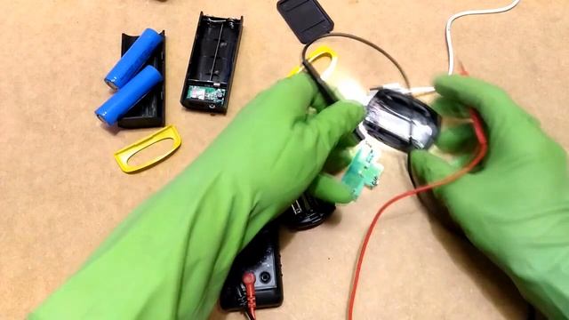 ПоверБанка + 2 LED фонарика - Обзор + Скрещивание!!! смотреть онлайн